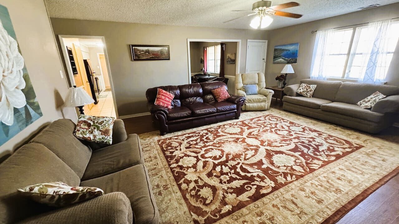 Photo of Livingroom in Sherwood