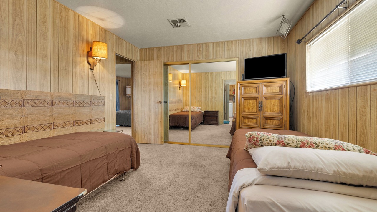 Photo of Bedroom in Bombay Beach