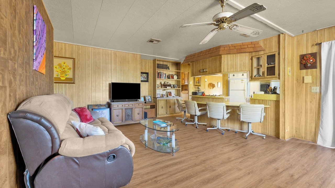 Photo of Livingroom in Bombay Beach