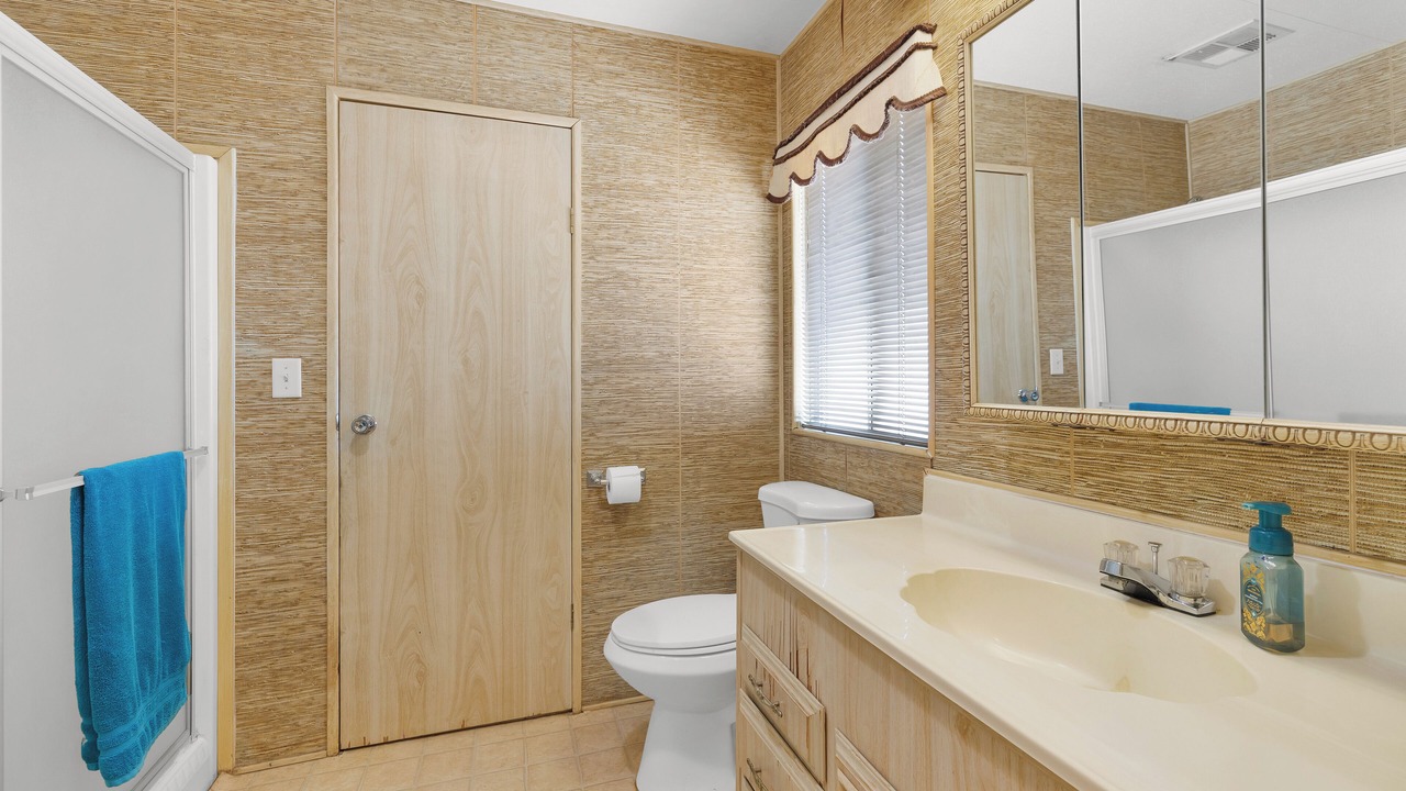 Photo of Bathroom in Bombay Beach