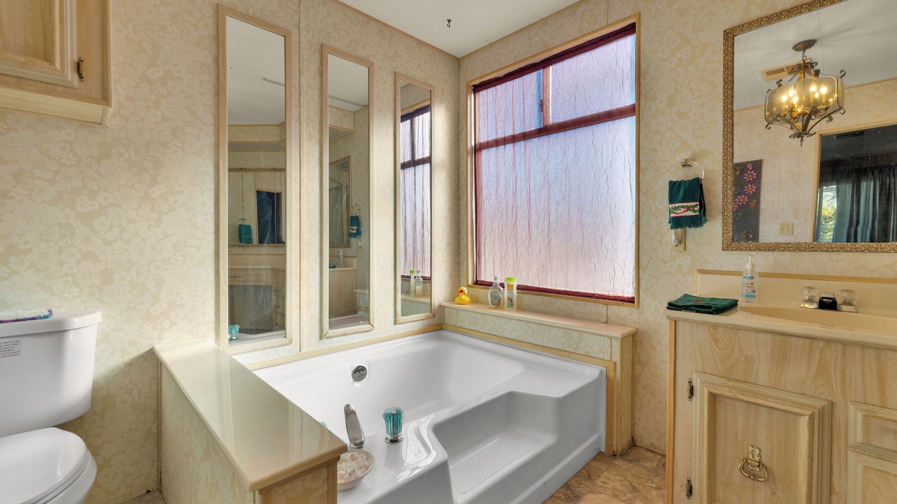 Photo of Bathroom in Bombay Beach