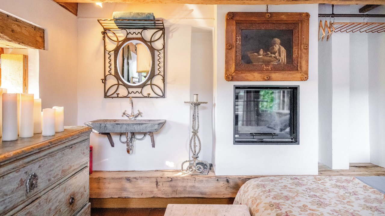 Photo of Bedroom in Goult