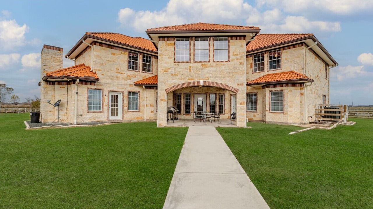 Photo of Outdoor in Iowa Colony