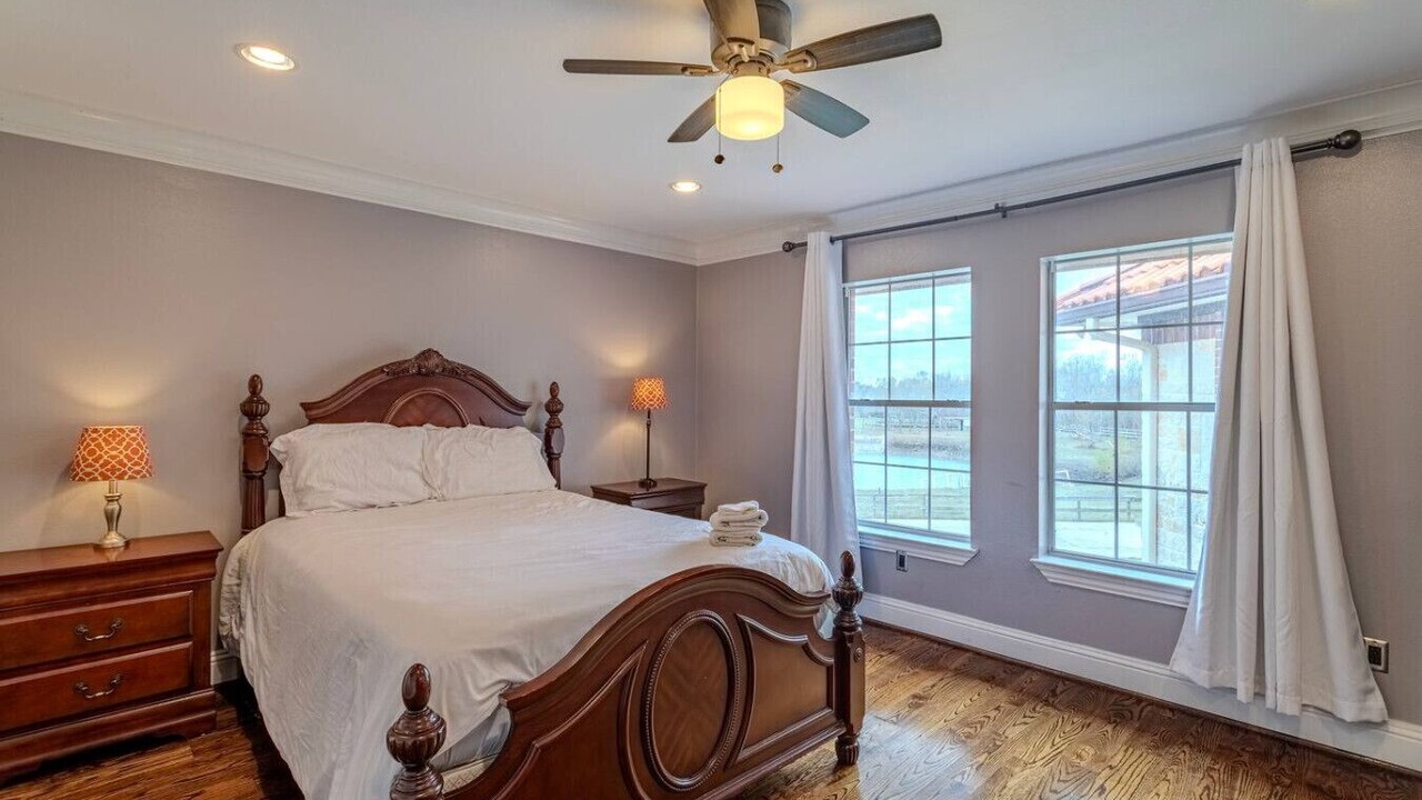 Photo of Bedroom in Iowa Colony