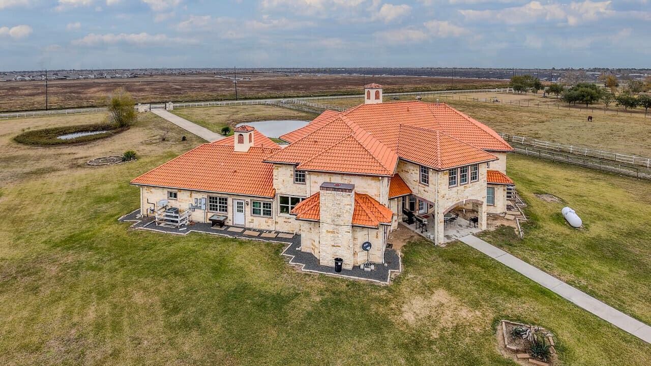 Photo of Outdoor in Iowa Colony