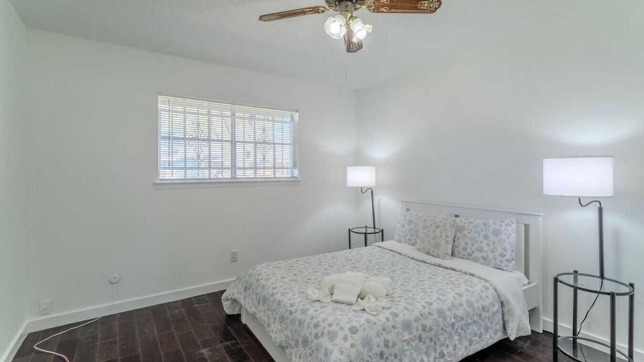 Photo of Bedroom in Memorial