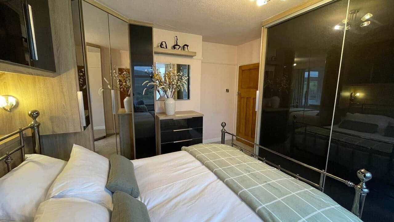 Photo of Others in Padfield