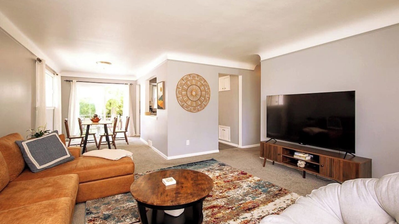 Photo of Livingroom in Maple Heights