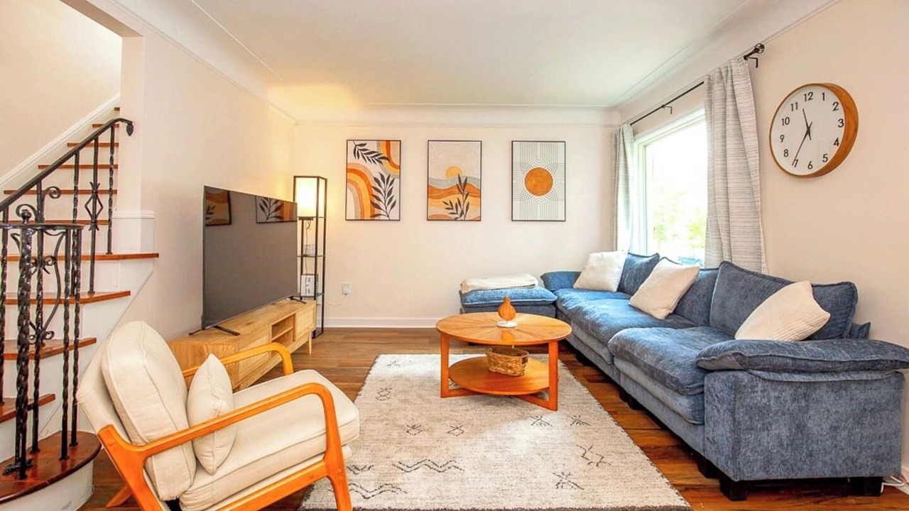 Photo of Livingroom in South Euclid