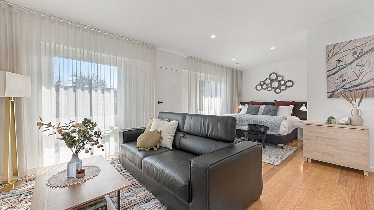 Photo of Livingroom in Carnegie