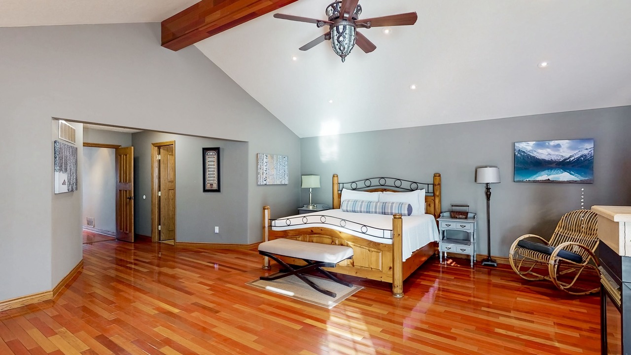 Photo of Bedroom in Wasaga Beach