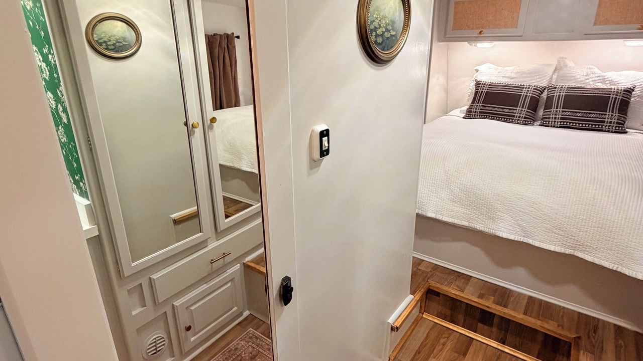 Photo of Bedroom in Springtown
