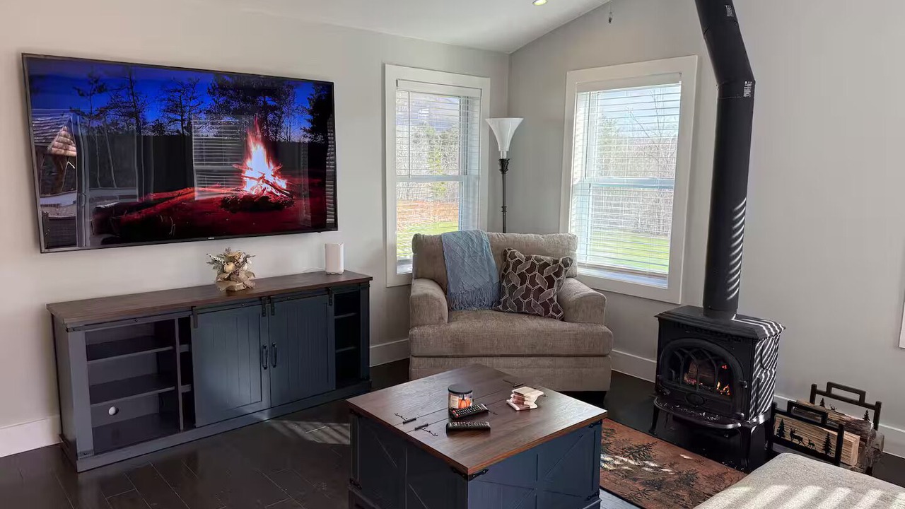 Photo of Livingroom in East Jewett