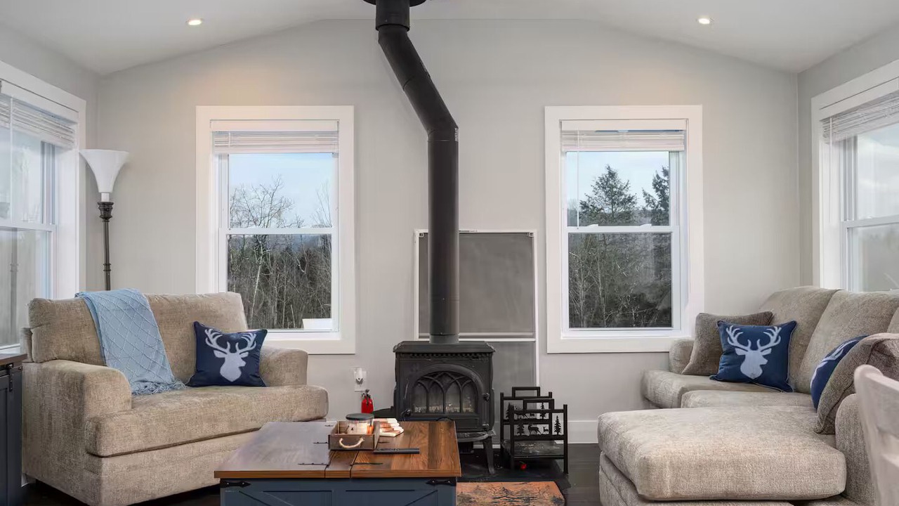 Photo of Livingroom in East Jewett