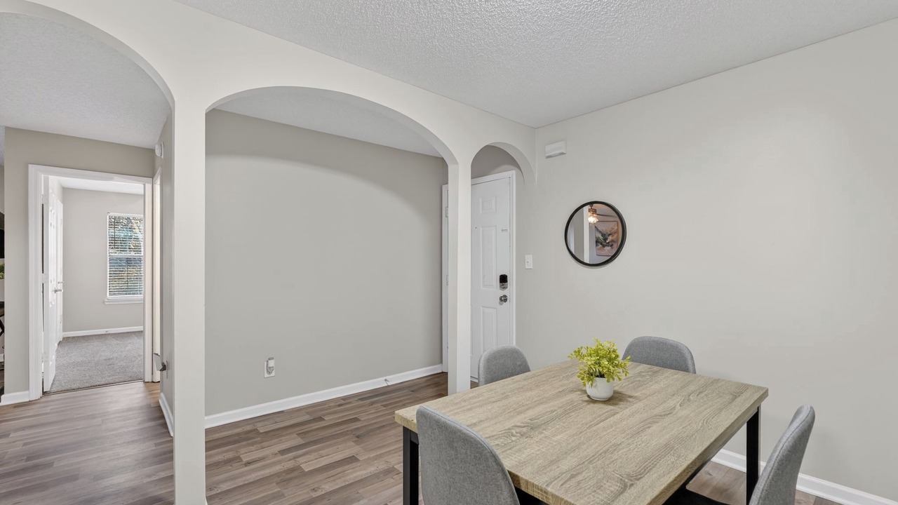 Photo of Others in Stockbridge