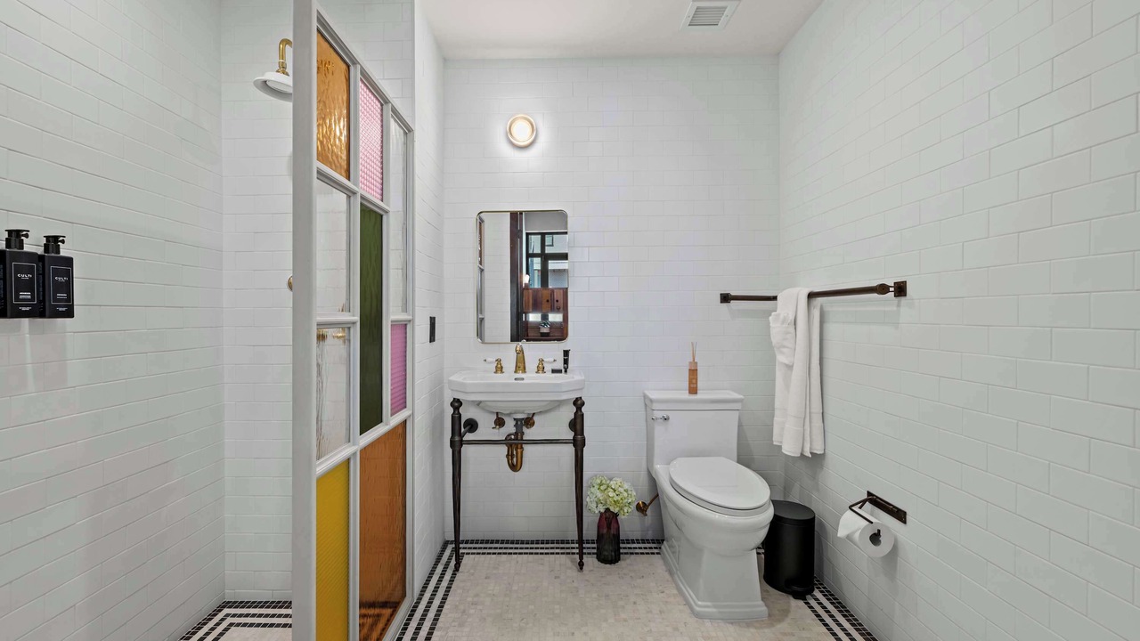 Photo of Bathroom in Bowery