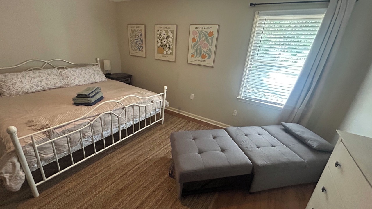 Photo of Bedroom in Statesboro