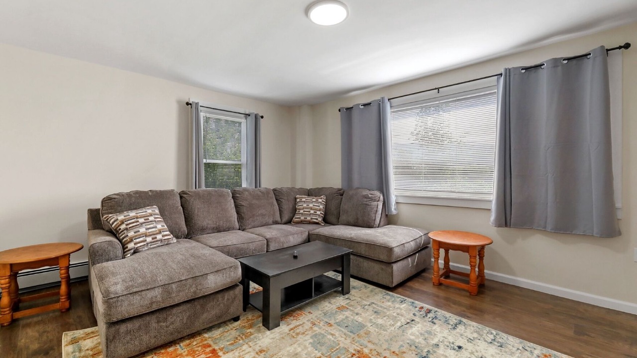 Photo of Livingroom in Lenox Dale