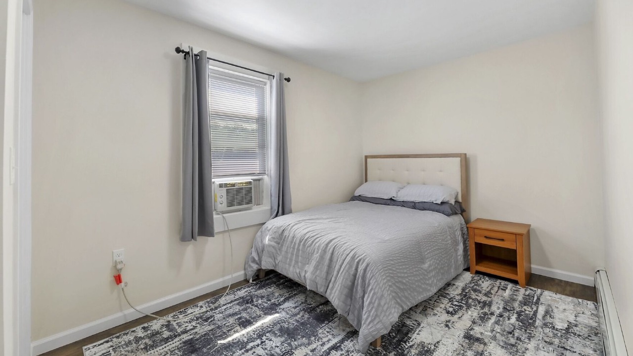 Photo of Bedroom in Lenox Dale