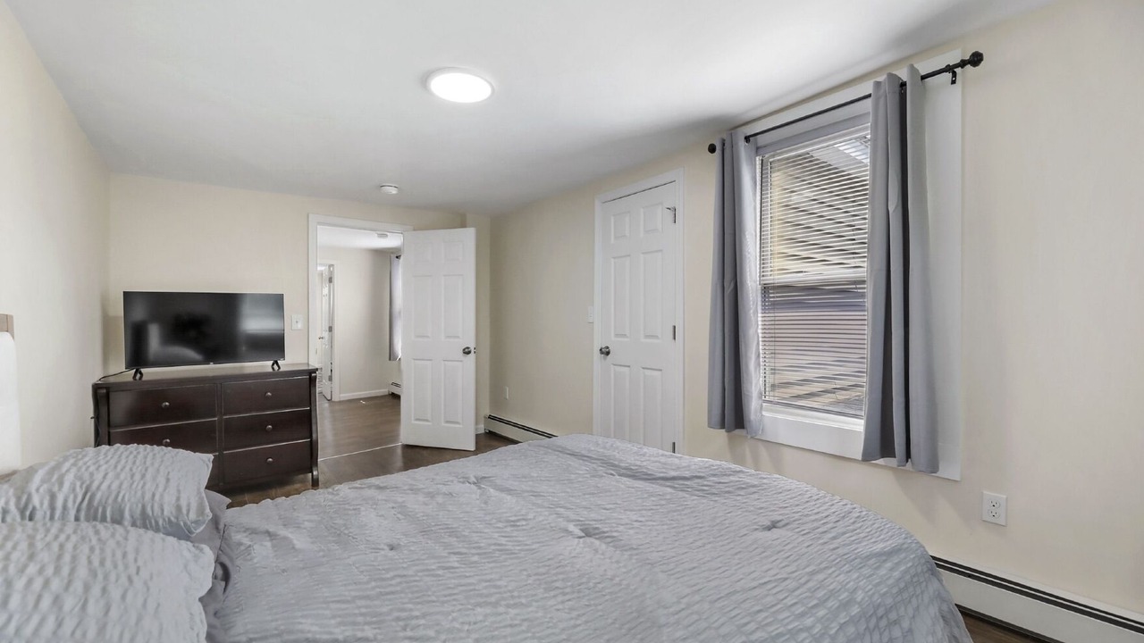 Photo of Bedroom in Lenox Dale