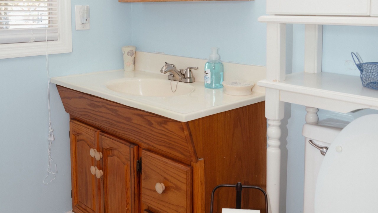 Photo of Bathroom in Salter Path