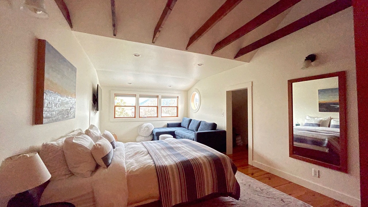 Photo of Bedroom in Edison