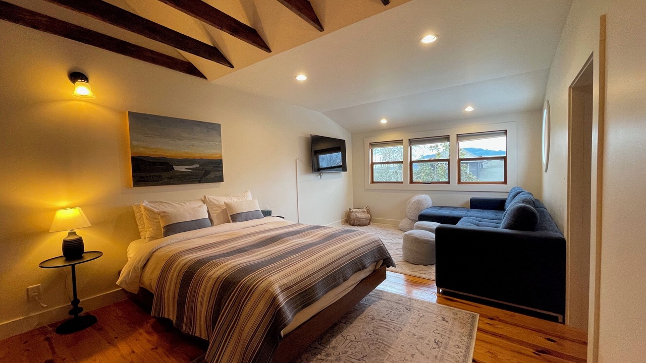 Photo of Bedroom in Edison