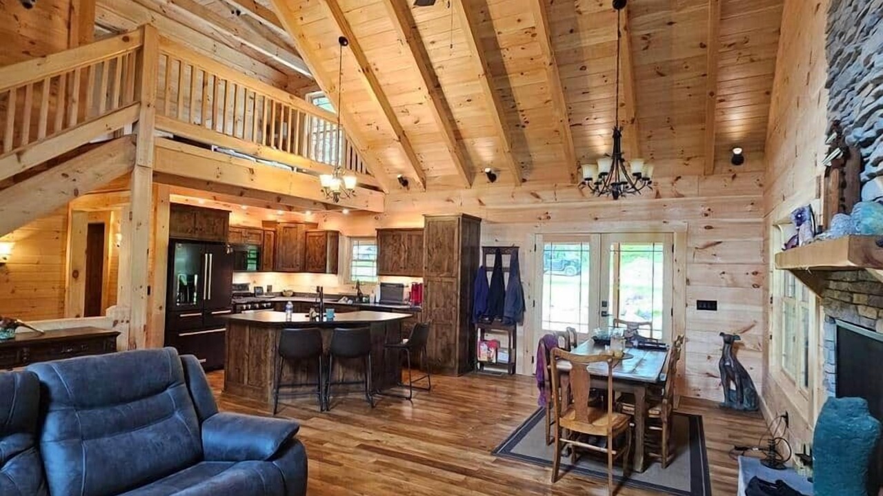 Photo of Livingroom in Madison
