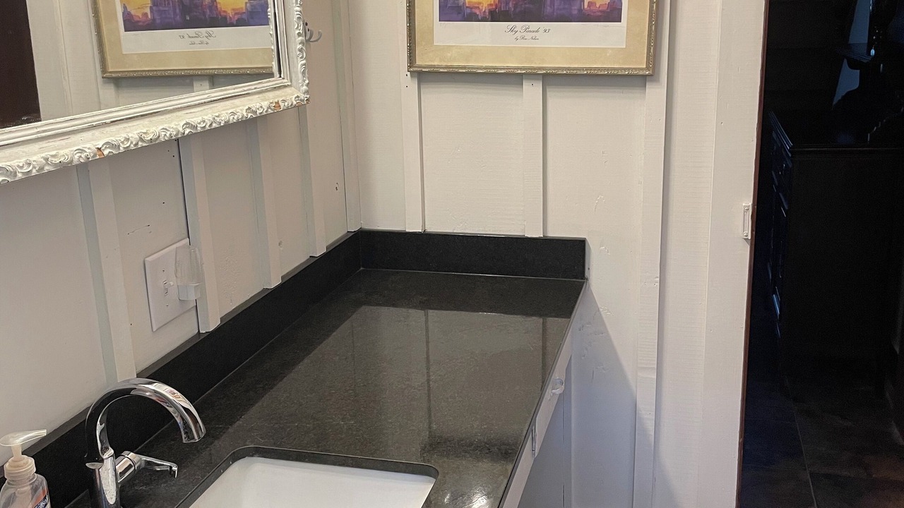 Photo of Bathroom in Woodville