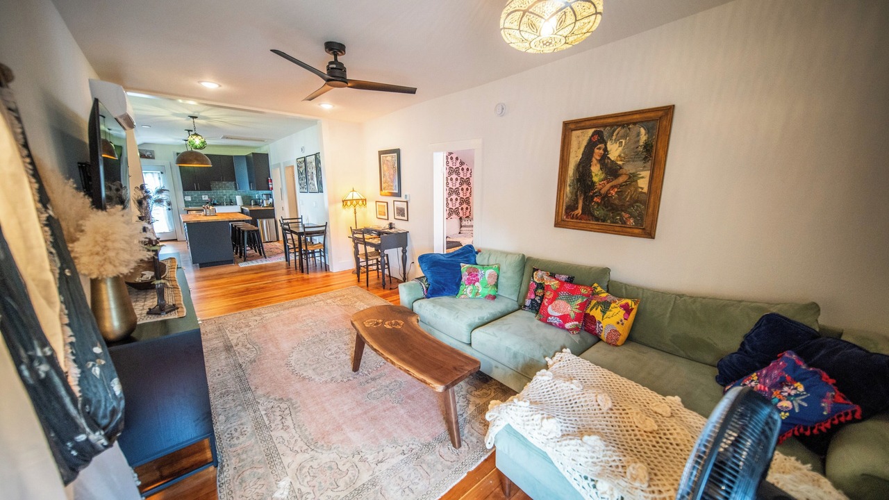 Photo of Livingroom in Lanesboro
