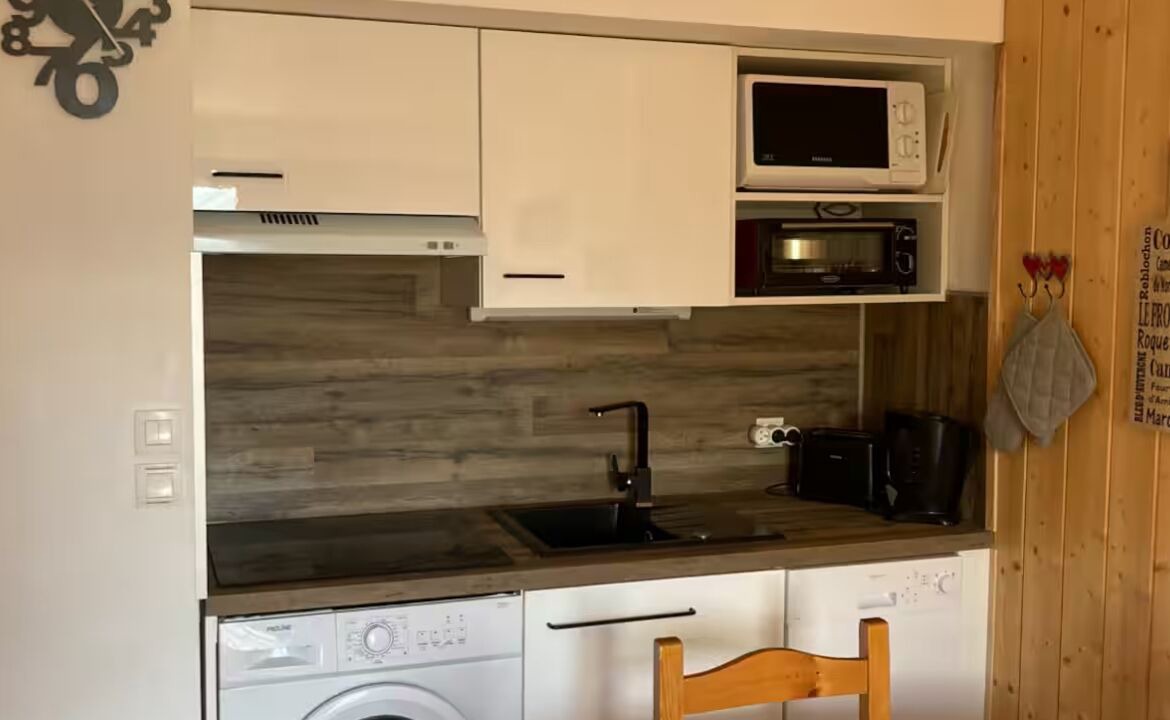 Photo of Kitchen in Saint-Jean-d'Arves