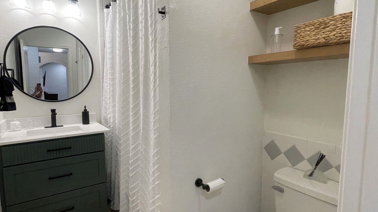Photo of Bathroom in Bonanza