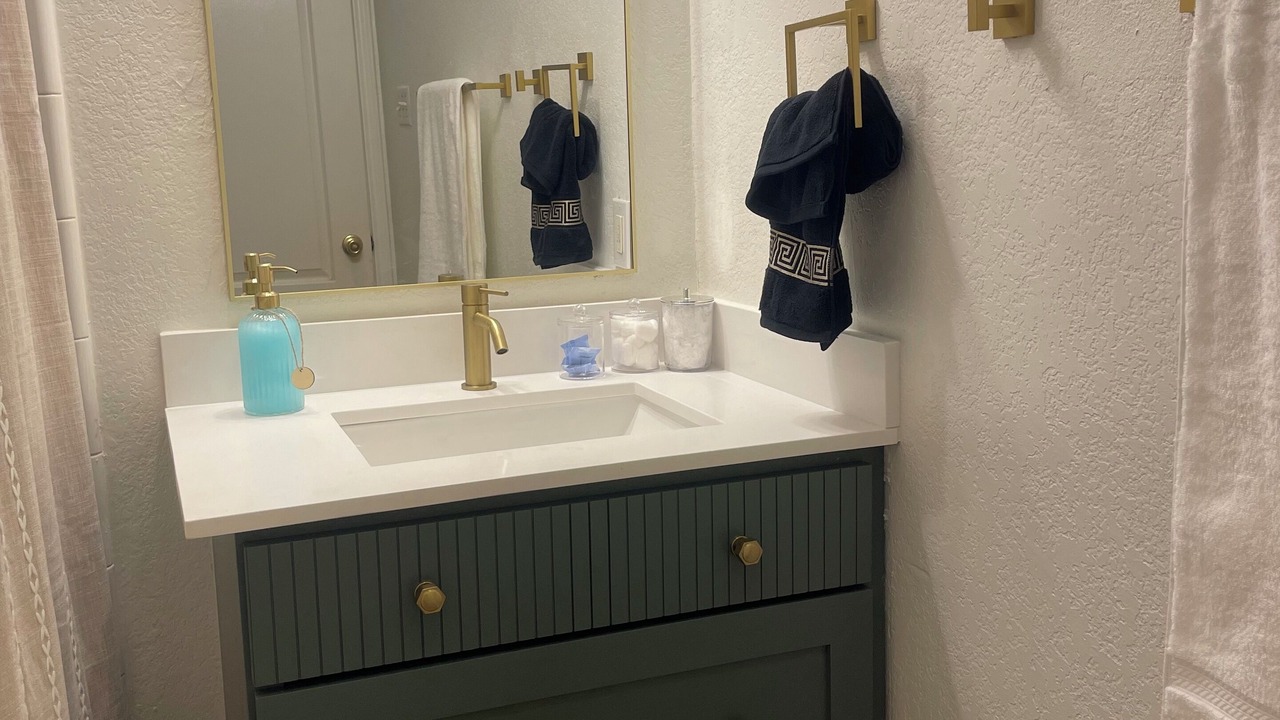 Photo of Bathroom in Bonanza