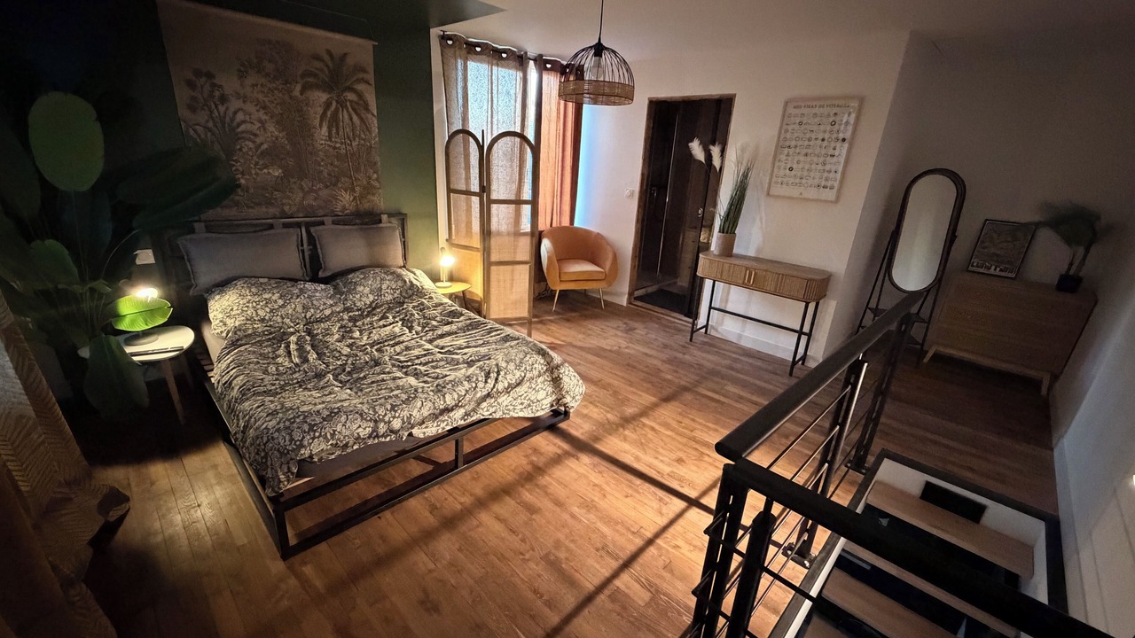 Photo of Bedroom in Mellac