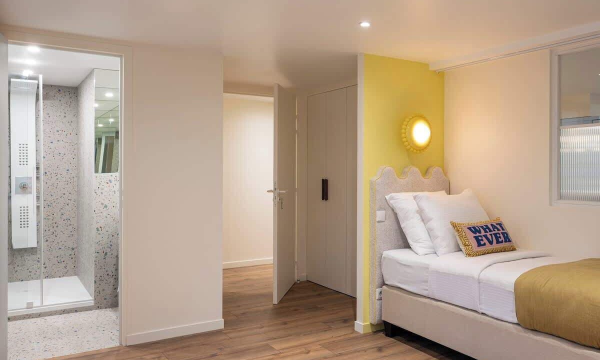 Photo of Bedroom in Prince–Marmottan