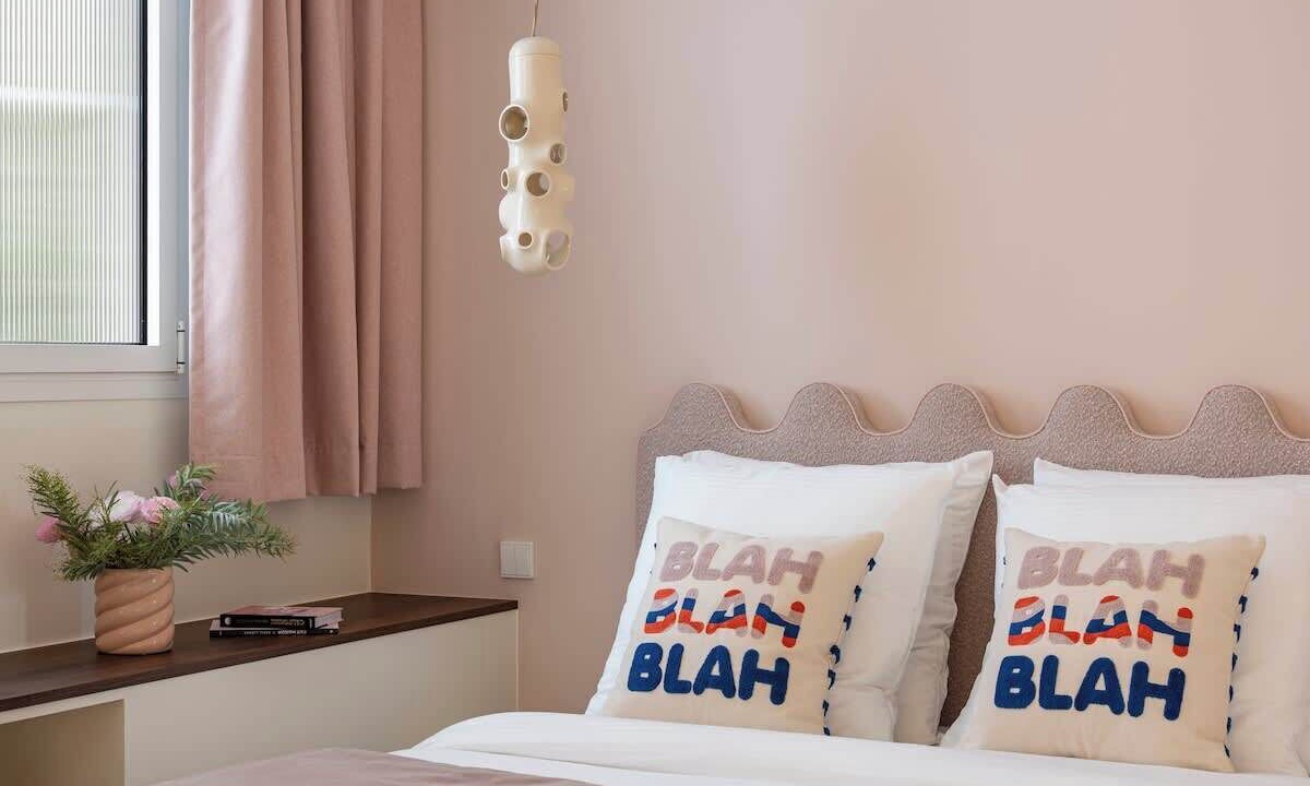 Photo of Bedroom in Prince–Marmottan