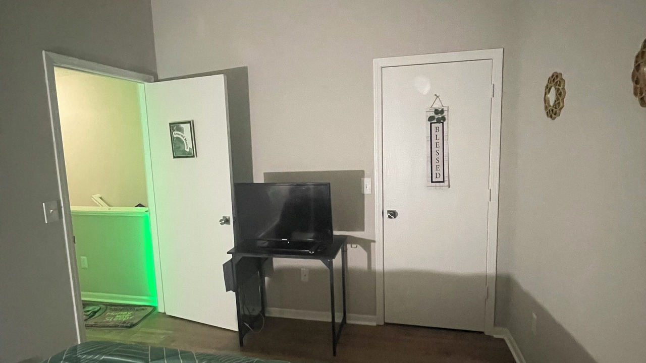 Photo of Bedroom in Canal Winchester
