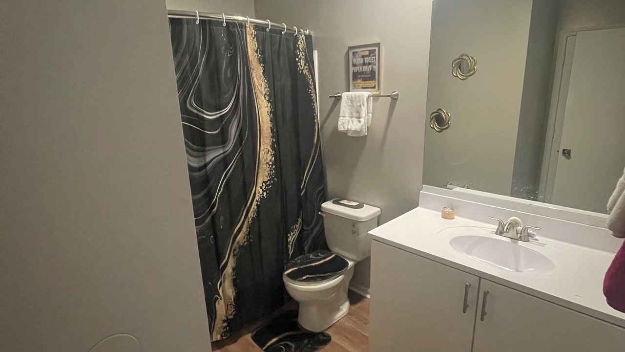 Photo of Bathroom in Canal Winchester