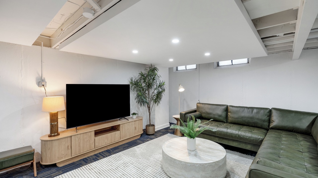 Photo of Livingroom in Royal Oak