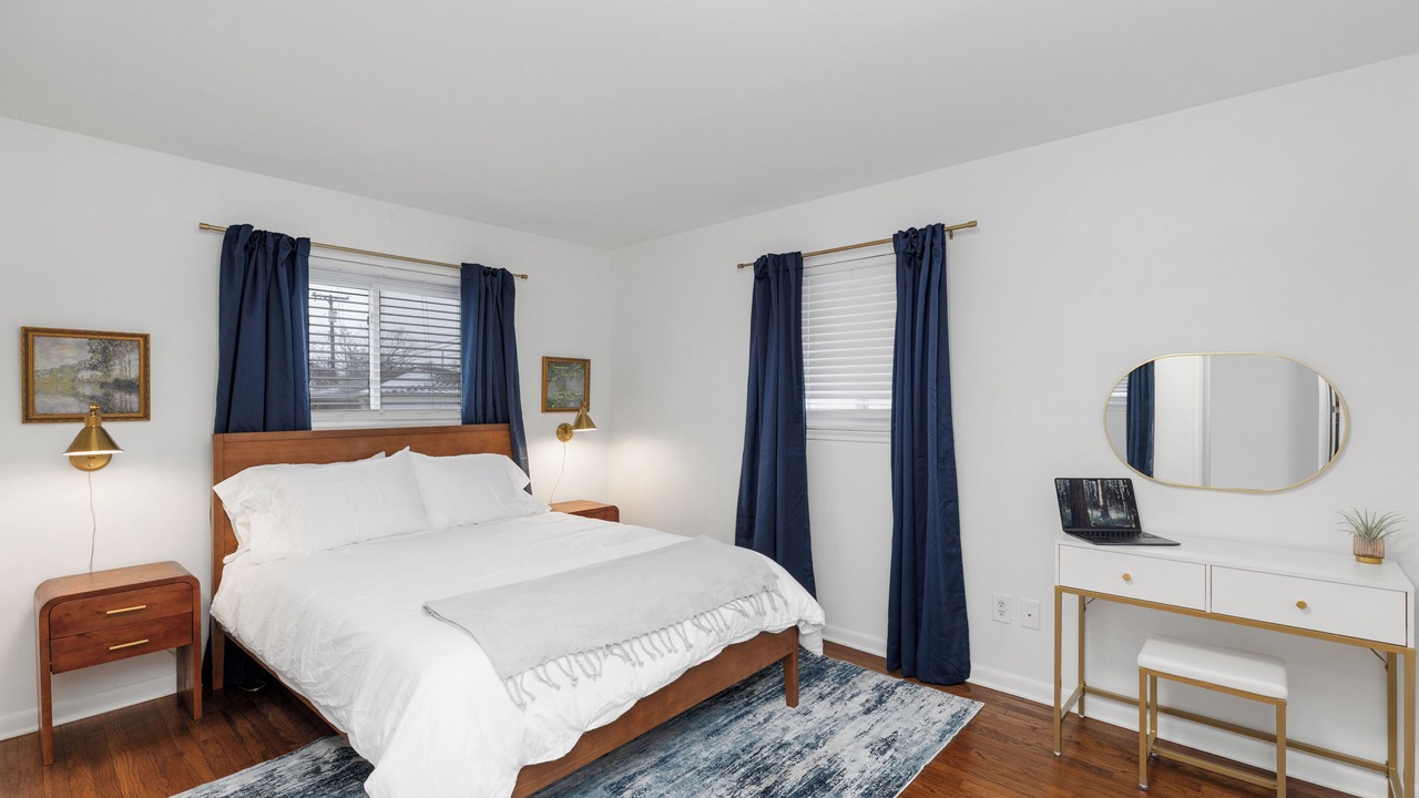 Photo of Bedroom in Royal Oak