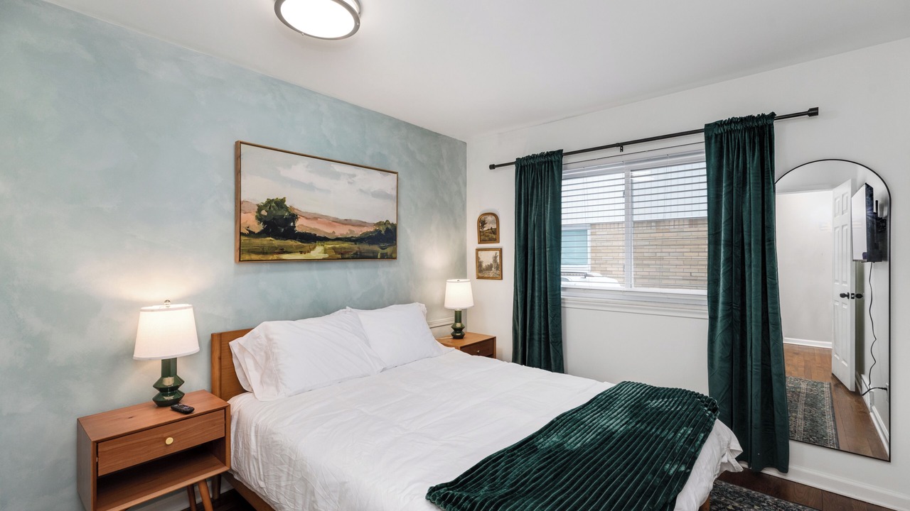 Photo of Bedroom in Royal Oak