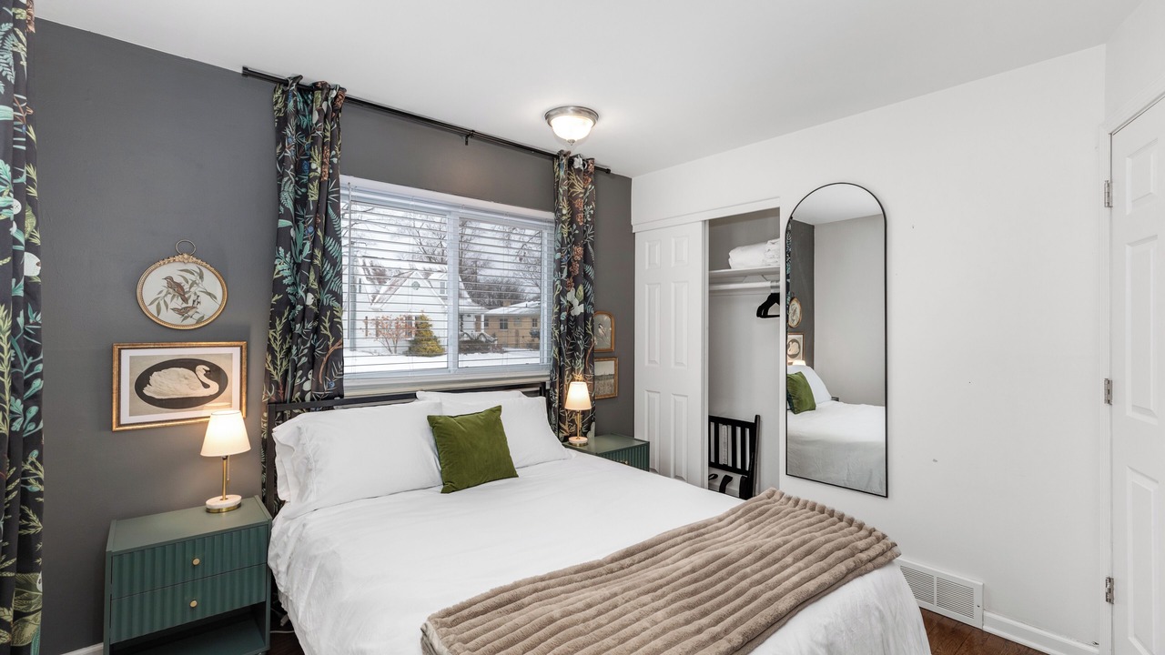 Photo of Bedroom in Royal Oak