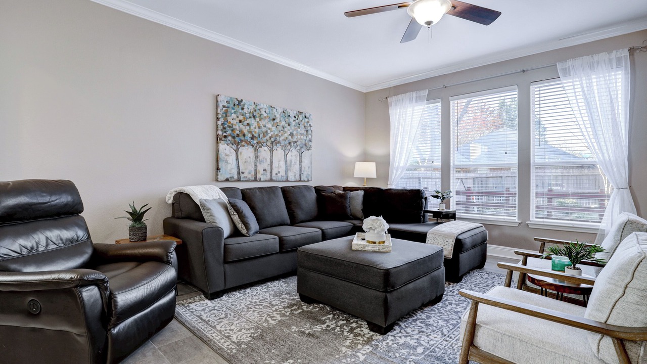 Photo of Livingroom in North San Antonio - SAT