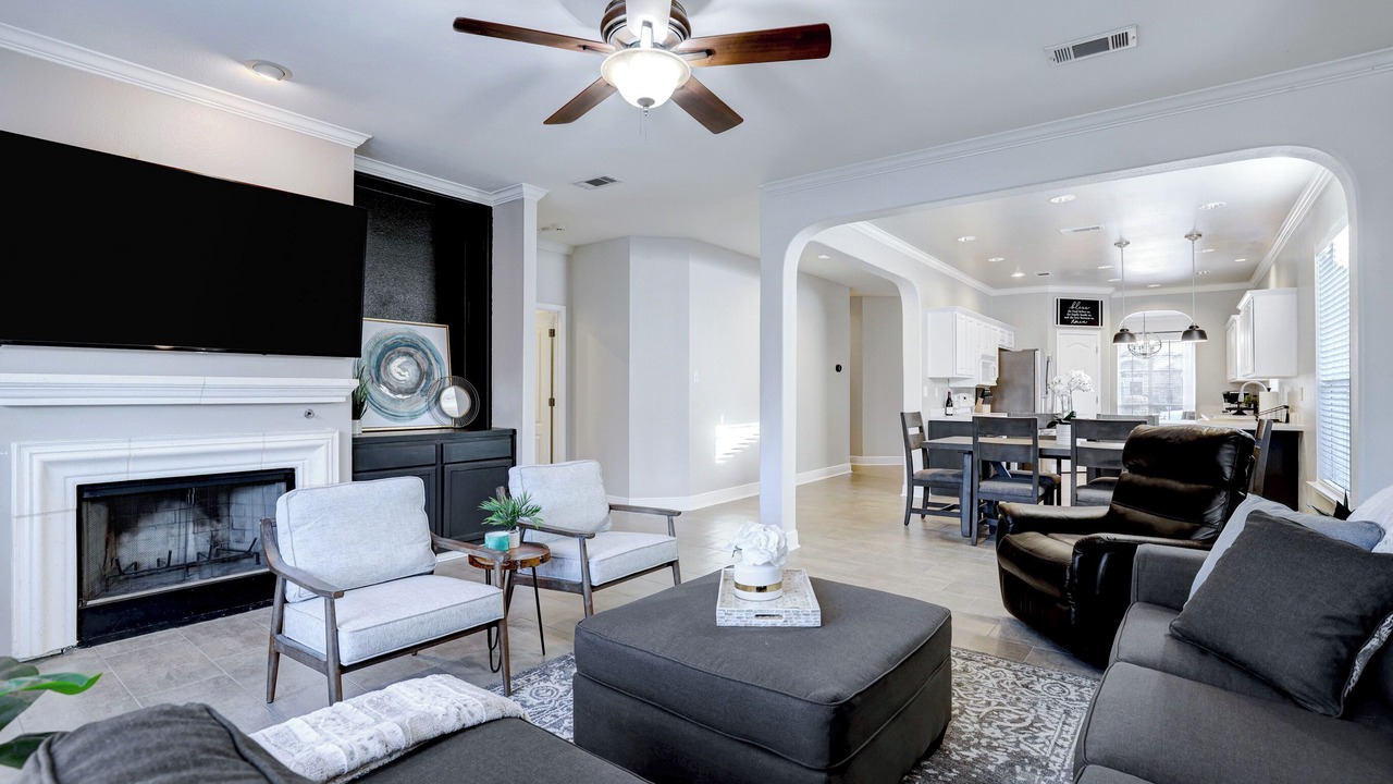 Photo of Livingroom in North San Antonio - SAT