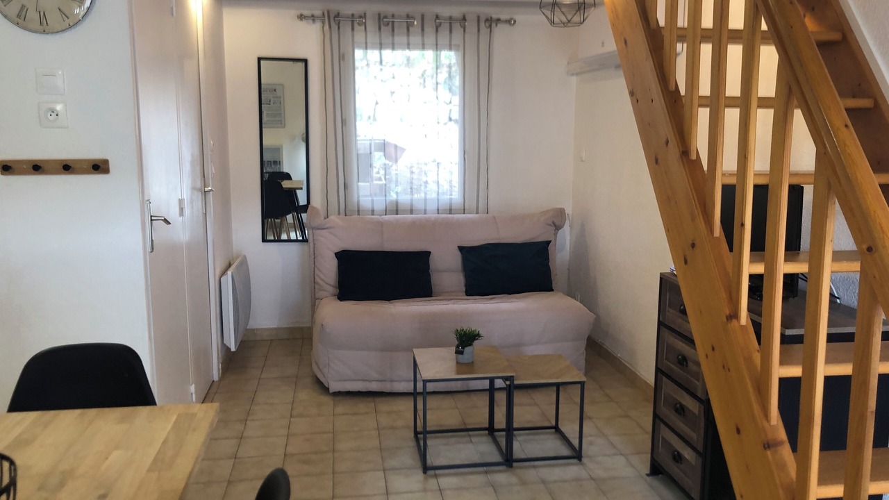 Photo of Livingroom in Saint-Martin-de-Bromes