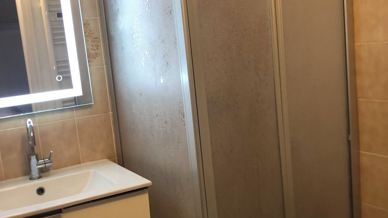 Photo of Bathroom in Saint-Martin-de-Bromes