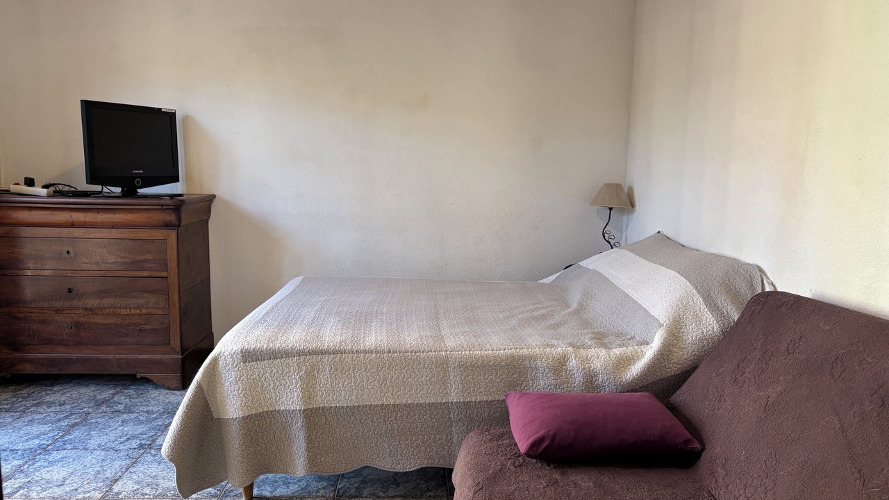 Photo of Bedroom in Nebian