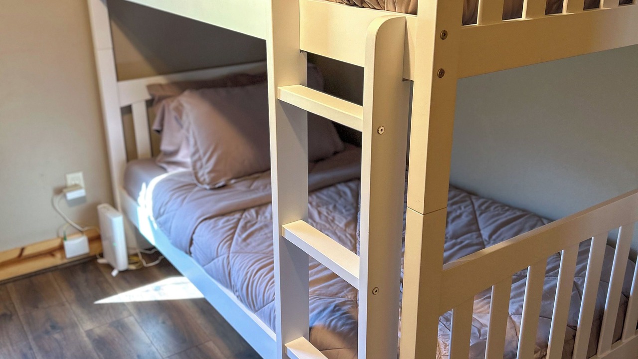 Photo of Bedroom in Lakeview