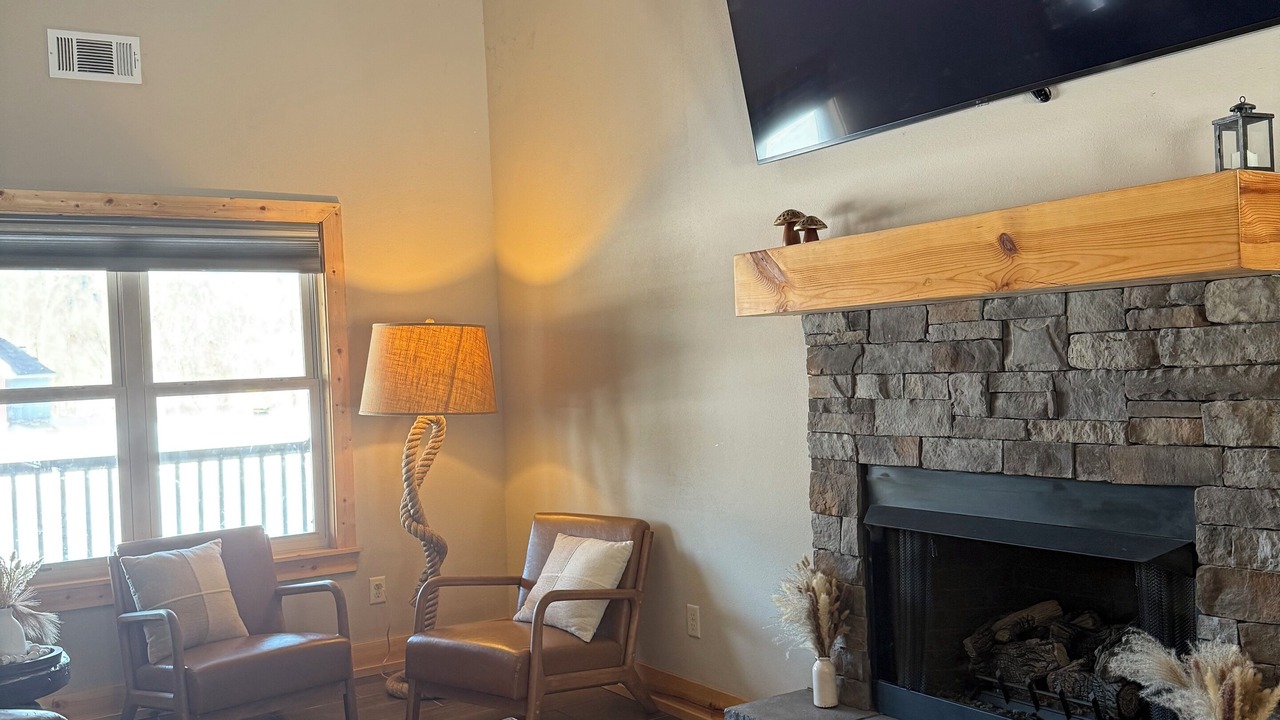 Photo of Livingroom in Lakeview