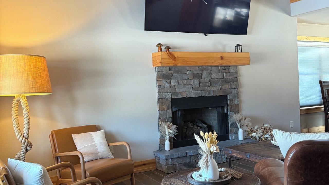 Photo of Livingroom in Lakeview